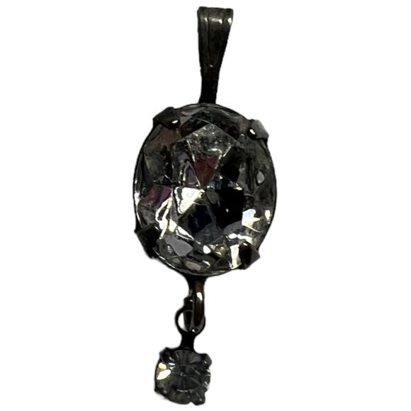 Faux Diamond Small Drop Pendant - Elegant & Sparkling Design - Picture 2 of 8